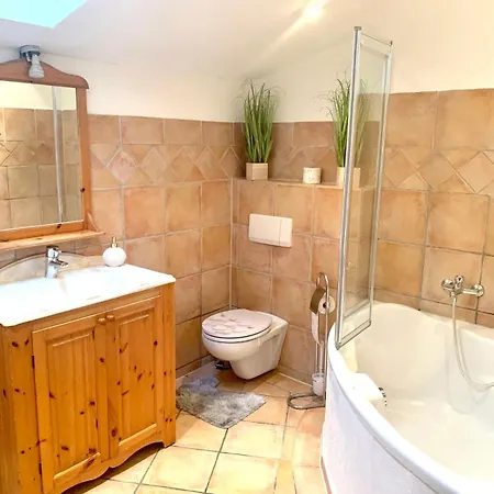 Deutsche Ostseevilla - Grosse Mit Sauna, Spielplatz, Pkw-stellplaetze, Grosser Garten Holiday home *